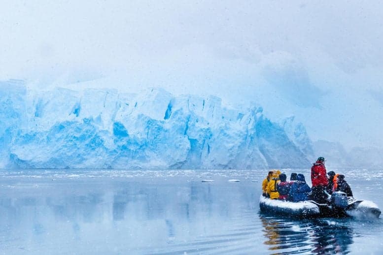 Why Antarctic Guides Are Quitting Their Dream Jobs: The Hidden Cost of Extreme Tourism