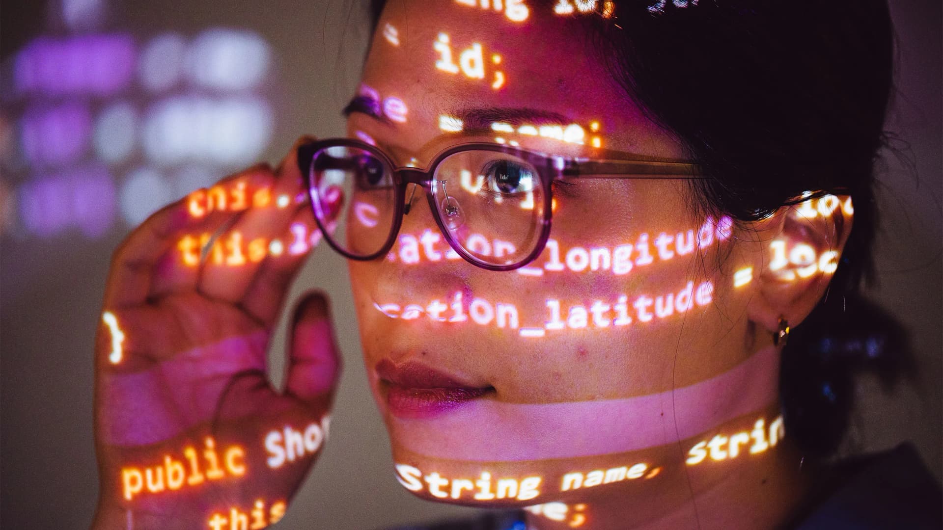 AI's Gender Gap: Why Women's Jobs Are at Higher Risk of Automation