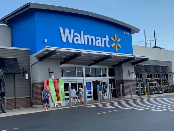 Walmart's Strategic Shift: 1,500 Jobs Cut to Fuel Innovation and Agility