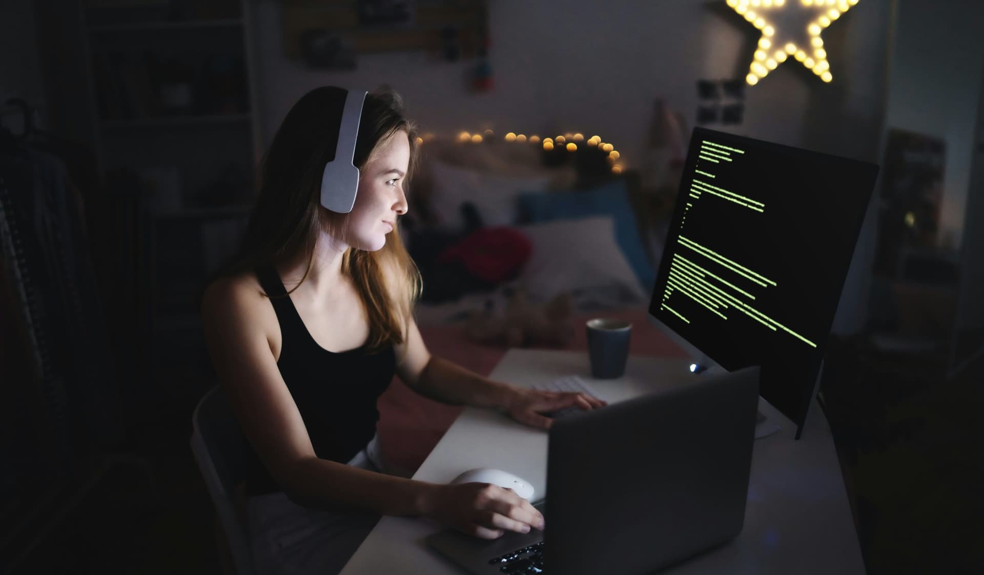 Unlocking Tech Careers: Explore Non-Coding Paths for 2025 Success