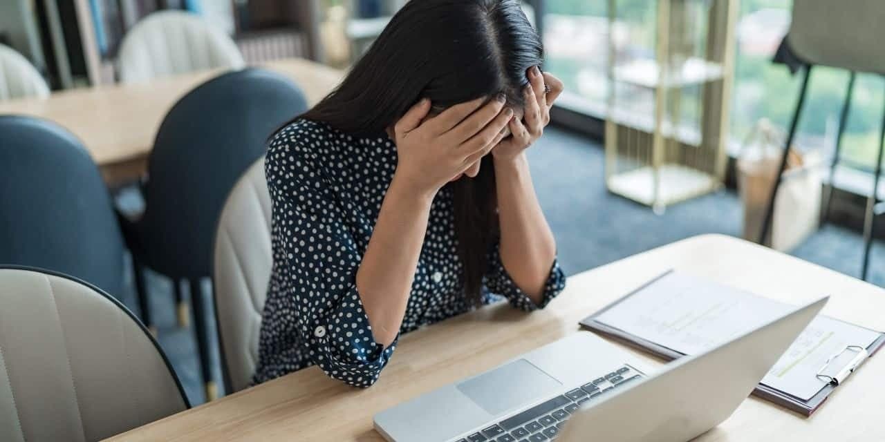 The AI Job Squeeze: Why Entry-Level Tech Roles Are Vanishing for Young Professionals